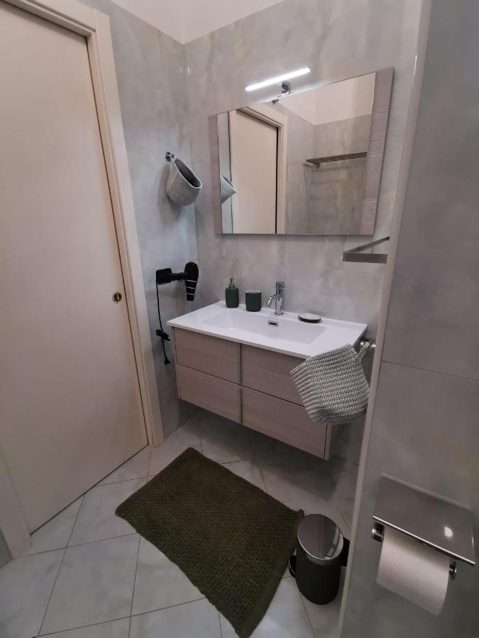 Comfort Apartment And Terrace Nel Cuore Di Бари Экстерьер фото